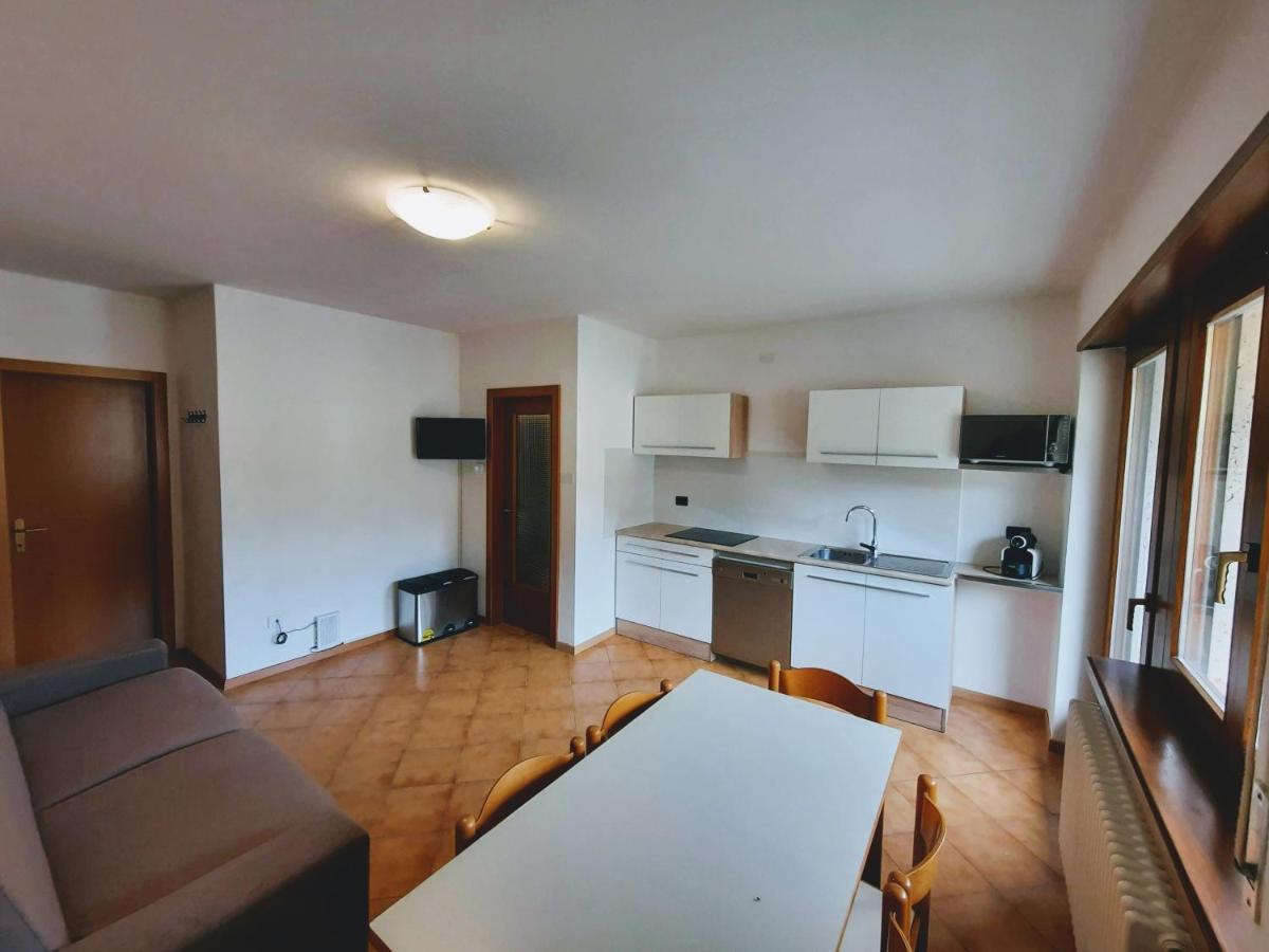 Comano Terme Apart Exteriér fotografie