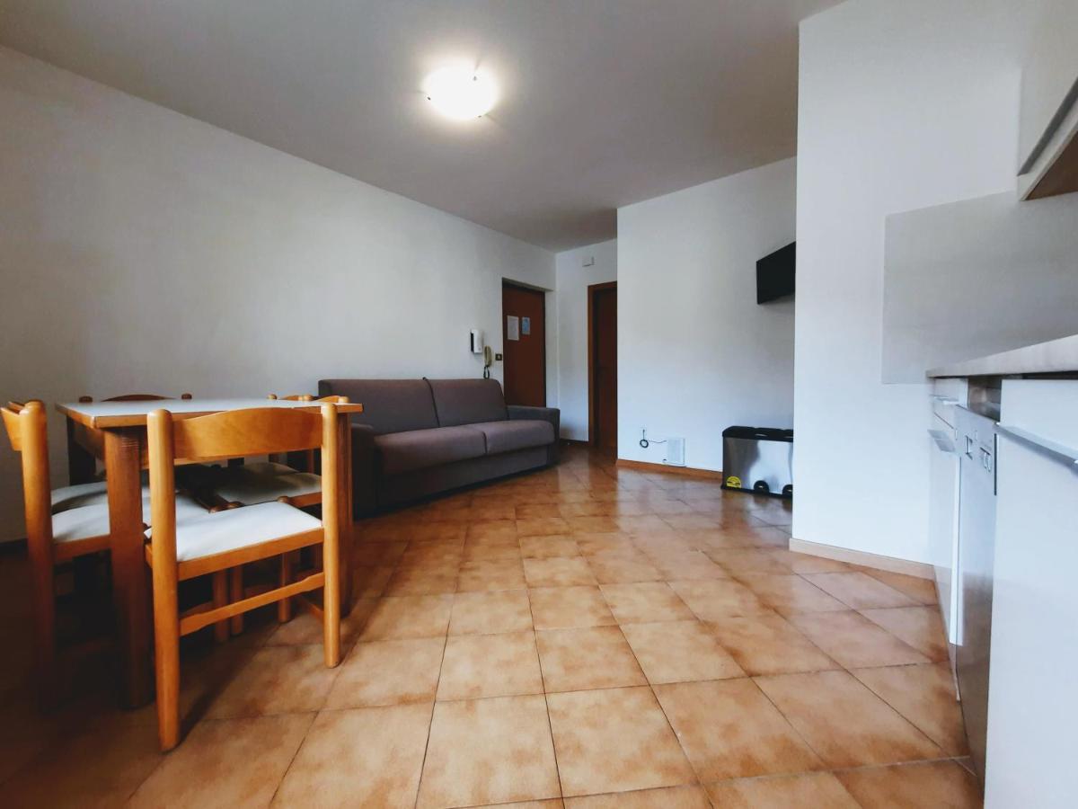 Comano Terme Apart Exteriér fotografie