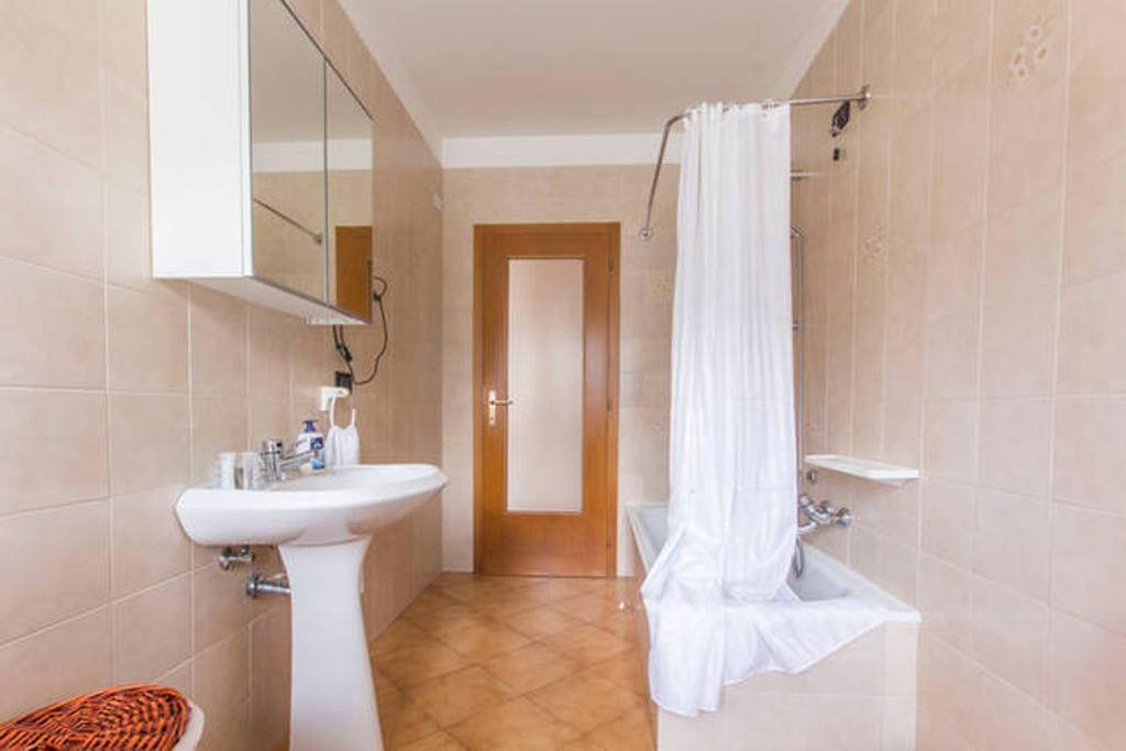 Comano Terme Apart Exteriér fotografie