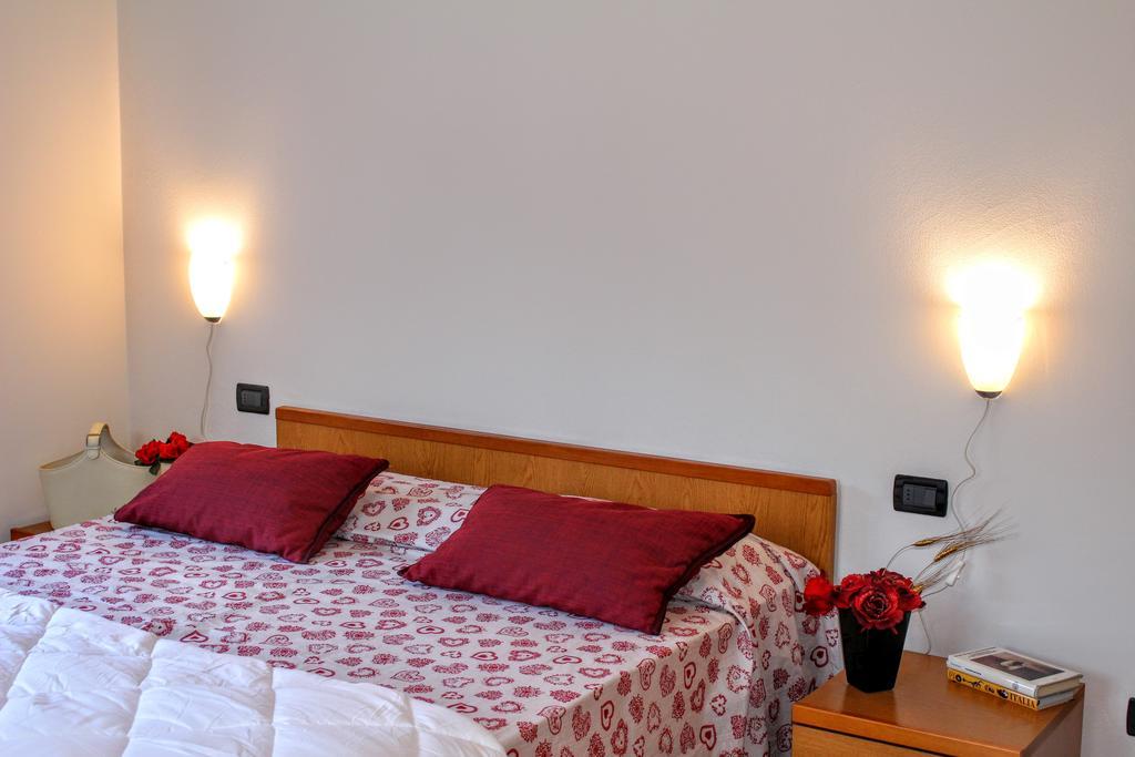 Comano Terme Apart Exteriér fotografie